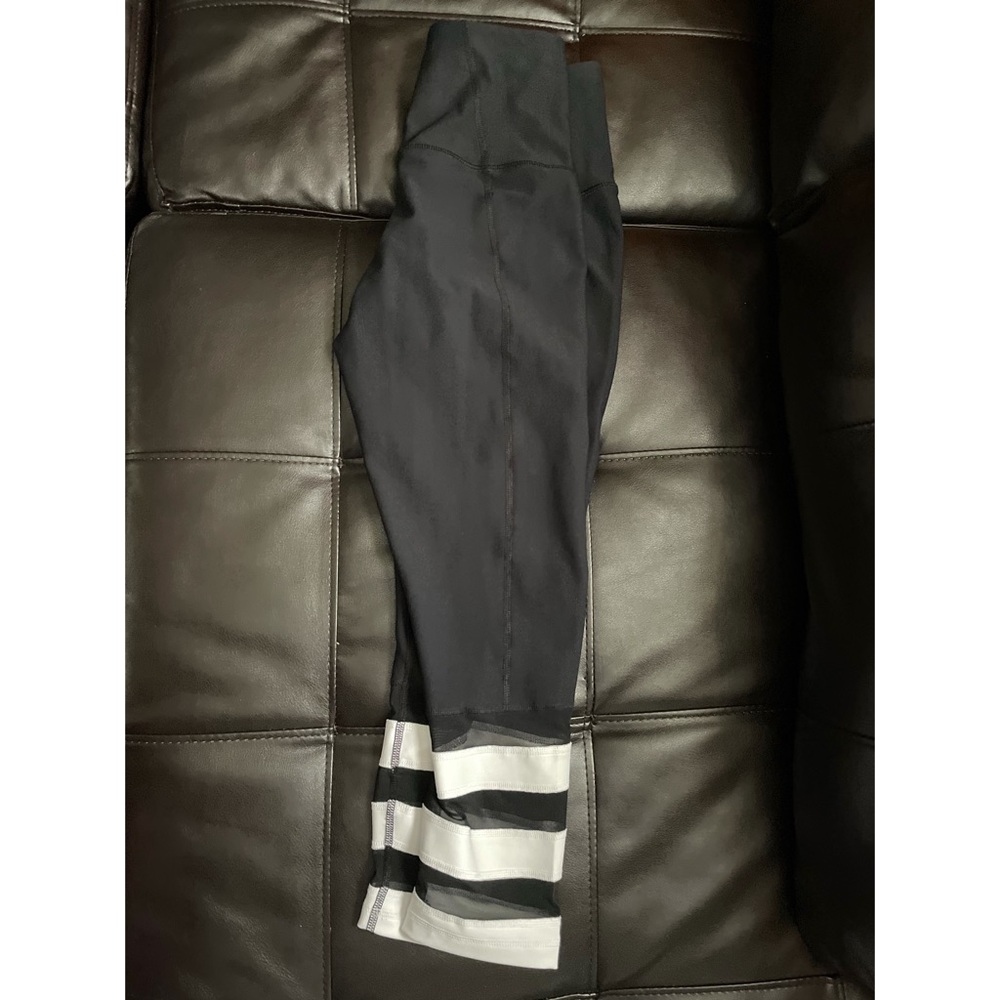 Sheer bottom workout leggings!